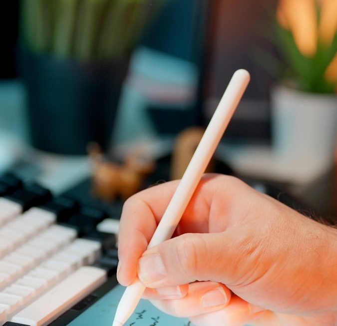 Pre-Peak Season Expansion Checklist: Staffing, Inventory, and Cash Flow Without Panic