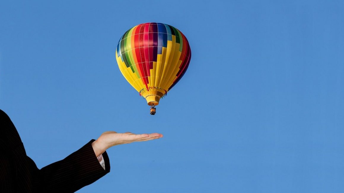 Product Launch Insights (2026): What Actually Moves Sales in the First 14 Days and What to Track